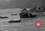 Standbild Landungsboote Tanks Okinawa Ryukyu Inseln, 1945, aus Sekunde 45 historischem Filmmaterial Videoclip 65675042110