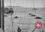 Standbild Landungsboote Tanks Okinawa Ryukyu Inseln, 1945, aus Sekunde 54 historischem Filmmaterial Videoclip 65675042110