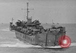 Standbild Landing Ship Tank Okinawa Ryukyu Inseln, 1945, aus Sekunde 17 historischem Filmmaterial Videoclip 65675042112