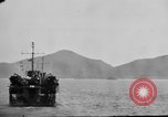 Image des navires alliés Iheya-Jima attaque Iheya Jima Japon, 1945, de la seconde 40 séquences d'archives historiques vidéo 65675042115