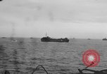 Image des navires alliés Iheya-Jima attaque Iheya Jima Japon, 1945, de la seconde 53 séquences d'archives historiques vidéo 65675042115
