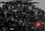 Standbild uns LST an Iheya Jima Angriff Iheya Jima Japan, 1945, aus Sekunde 8 historischem Filmmaterial Videoclip 65675042116
