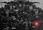 Standbild uns LST an Iheya Jima Angriff Iheya Jima Japan, 1945, aus Sekunde 21 historischem Filmmaterial Videoclip 65675042116