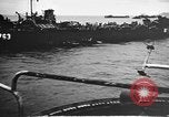 Standbild uns LST an Iheya Jima Angriff Iheya Jima Japan, 1945, aus Sekunde 27 historischem Filmmaterial Videoclip 65675042116