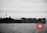 Standbild uns LST an Iheya Jima Angriff Iheya Jima Japan, 1945, aus Sekunde 41 historischem Filmmaterial Videoclip 65675042116