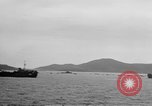 Standbild uns LST an Iheya Jima Angriff Iheya Jima Japan, 1945, aus Sekunde 54 historischem Filmmaterial Videoclip 65675042116