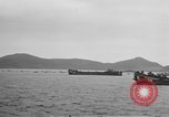 Standbild uns LST an Iheya Jima Angriff Iheya Jima Japan, 1945, aus Sekunde 56 historischem Filmmaterial Videoclip 65675042116