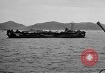 Standbild uns LST an Iheya Jima Angriff Iheya Jima Japan, 1945, aus Sekunde 59 historischem Filmmaterial Videoclip 65675042116