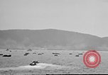 Standbild Rauch Bildschirm auf Iheya Jima Strand Iheya Jima Japan, 1945, aus Sekunde 16 historischem Filmmaterial Videoclip 65675042117
