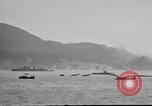 Standbild Rauch Bildschirm auf Iheya Jima Strand Iheya Jima Japan, 1945, aus Sekunde 21 historischem Filmmaterial Videoclip 65675042117