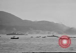 Standbild Rauch Bildschirm auf Iheya Jima Strand Iheya Jima Japan, 1945, aus Sekunde 22 historischem Filmmaterial Videoclip 65675042117