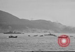 Standbild Rauch Bildschirm auf Iheya Jima Strand Iheya Jima Japan, 1945, aus Sekunde 24 historischem Filmmaterial Videoclip 65675042117