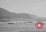 Standbild Rauch Bildschirm auf Iheya Jima Strand Iheya Jima Japan, 1945, aus Sekunde 33 historischem Filmmaterial Videoclip 65675042117