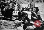 Standbild verletzten Japaner auf Iheya Jima Iheya Jima Japan, 1945, aus Sekunde 5 historischem Filmmaterial Videoclip 65675042118