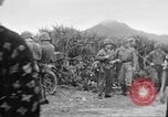 Standbild verletzten Japaner auf Iheya Jima Iheya Jima Japan, 1945, aus Sekunde 55 historischem Filmmaterial Videoclip 65675042118