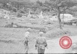 Standbild US Military Police guard Japanisch auf Iheya Jima Iheya Jima Japan, 1945, aus Sekunde 6 historischem Filmmaterial Videoclip 65675042119