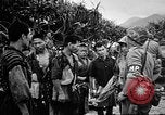 Standbild US Military Police guard Japanisch auf Iheya Jima Iheya Jima Japan, 1945, aus Sekunde 27 historischem Filmmaterial Videoclip 65675042119