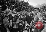 Standbild US Military Police guard Japanisch auf Iheya Jima Iheya Jima Japan, 1945, aus Sekunde 29 historischem Filmmaterial Videoclip 65675042119