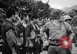 Standbild US Military Police guard Japanisch auf Iheya Jima Iheya Jima Japan, 1945, aus Sekunde 31 historischem Filmmaterial Videoclip 65675042119