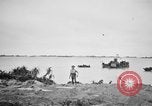 Standbild US Military Police guard Japanisch auf Iheya Jima Iheya Jima Japan, 1945, aus Sekunde 42 historischem Filmmaterial Videoclip 65675042119