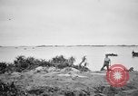 Standbild US Military Police guard Japanisch auf Iheya Jima Iheya Jima Japan, 1945, aus Sekunde 48 historischem Filmmaterial Videoclip 65675042119