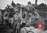 Standbild US Military Police guard Japanisch auf Iheya Jima Iheya Jima Japan, 1945, aus Sekunde 60 historischem Filmmaterial Videoclip 65675042119