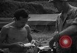 Immagine di Lanciafiamme Senaga Shima Giappone, 1945, secondo 6 filmato di repertorio 65675042121