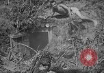 Immagine di Lanciafiamme Senaga Shima Giappone, 1945, secondo 49 filmato di repertorio 65675042121