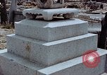 Standbild Schatten Details Hiroshima Japan, 1946, aus Sekunde 26 historischem Filmmaterial Videoclip 65675042126