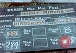Standbild Granit Stein Laterne Hiroshima Japan, 1946, aus Sekunde 1 historischem Filmmaterial Videoclip 65675042127