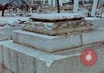 Standbild Granit Stein Laterne Hiroshima Japan, 1946, aus Sekunde 10 historischem Filmmaterial Videoclip 65675042127