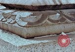 Standbild Granit Stein Laterne Hiroshima Japan, 1946, aus Sekunde 25 historischem Filmmaterial Videoclip 65675042127