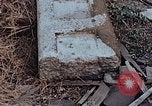 Standbild Granit Stein Laterne Hiroshima Japan, 1946, aus Sekunde 49 historischem Filmmaterial Videoclip 65675042127