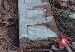 Standbild Granit Stein Laterne Hiroshima Japan, 1946, aus Sekunde 52 historischem Filmmaterial Videoclip 65675042127