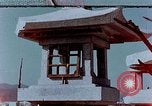 Standbild Granit Laterne Hiroshima Japan, 1946, aus Sekunde 1 historischem Filmmaterial Videoclip 65675042129