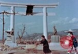 Standbild Granit Laterne Hiroshima Japan, 1946, aus Sekunde 35 historischem Filmmaterial Videoclip 65675042129