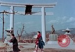 Standbild Granit Laterne Hiroshima Japan, 1946, aus Sekunde 37 historischem Filmmaterial Videoclip 65675042129