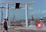 Standbild Granit Laterne Hiroshima Japan, 1946, aus Sekunde 39 historischem Filmmaterial Videoclip 65675042129