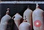 Standbild Storage tank Hiroshima Japan, 1946, aus Sekunde 20 historischem Filmmaterial Videoclip 65675042131