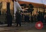 Standbild brennen Kaserne Hiroshima Japan, 1946, aus Sekunde 28 historischem Filmmaterial Videoclip 65675042140
