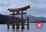Standbild heiligen Schrein Hiroshima Japan, 1946, aus Sekunde 5 historischem Filmmaterial Videoclip 65675042141