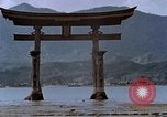 Standbild heiligen Schrein Hiroshima Japan, 1946, aus Sekunde 12 historischem Filmmaterial Videoclip 65675042141