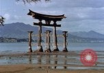 Standbild heiligen Schrein Hiroshima Japan, 1946, aus Sekunde 41 historischem Filmmaterial Videoclip 65675042141