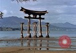 Standbild heiligen Schrein Hiroshima Japan, 1946, aus Sekunde 42 historischem Filmmaterial Videoclip 65675042141