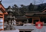 Standbild heiligen Schrein Hiroshima Japan, 1946, aus Sekunde 57 historischem Filmmaterial Videoclip 65675042141