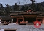 Standbild heiligen Schrein Hiroshima Japan, 1946, aus Sekunde 61 historischem Filmmaterial Videoclip 65675042141