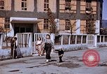 Standbild Krankenhaus vom Roten Kreuz Hiroshima Japan, 1946, aus Sekunde 17 historischem Filmmaterial Videoclip 65675042142