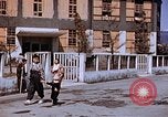 Standbild Krankenhaus vom Roten Kreuz Hiroshima Japan, 1946, aus Sekunde 19 historischem Filmmaterial Videoclip 65675042142