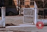 Standbild Krankenhaus vom Roten Kreuz Hiroshima Japan, 1946, aus Sekunde 44 historischem Filmmaterial Videoclip 65675042142