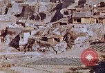 Standbild Railroad train Nagasaki Japan, 1946, aus Sekunde 21 historischem Filmmaterial Videoclip 65675042151